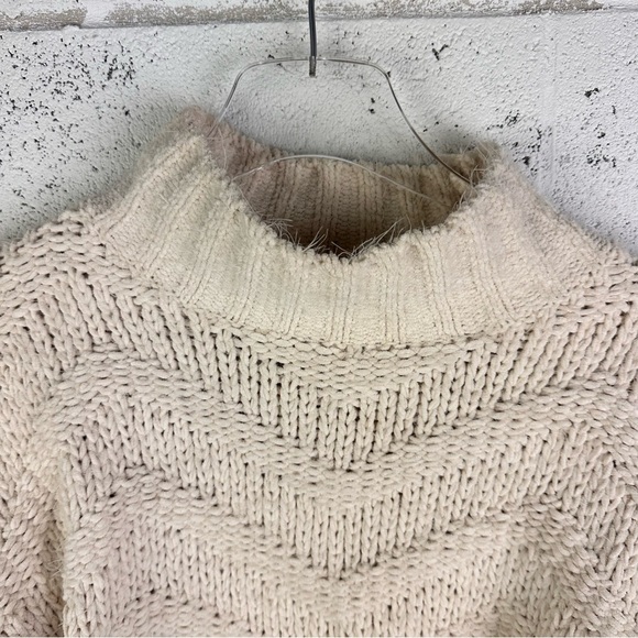 RAGA Madeline High Neck Knit Sweater Chunky Knit Pullover White Size Medium - Picture 7 of 7